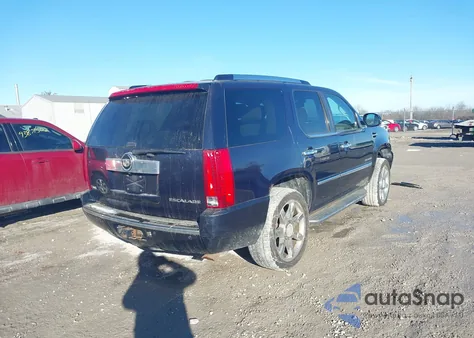 2009 Cadillac Escalade Standard из США, поврежденный, VIN 1GYFK23269R291832
